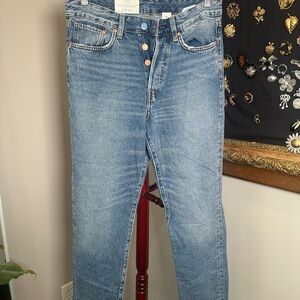 H&M women's vintage fit, high-waist denim jeans Size 28